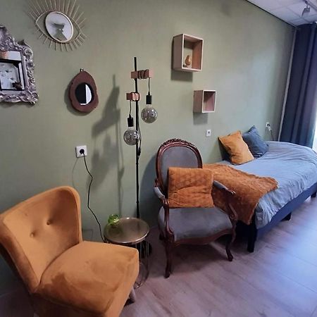 Gastenverblijf Nummer 1 Sommelsdijk Exterior foto